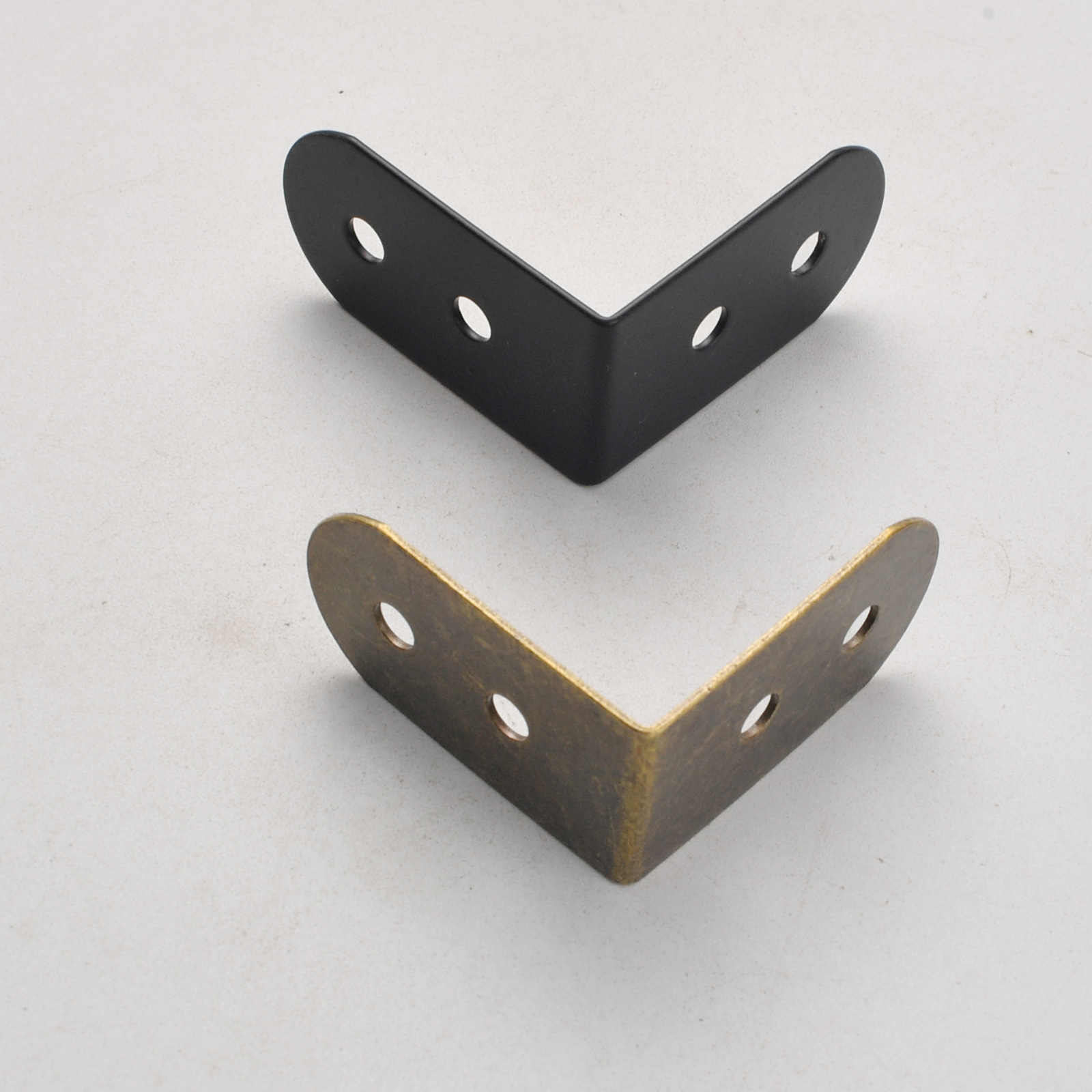 Producent Gruby żelazny materi – Furniture Hardware Material recenzja i cena