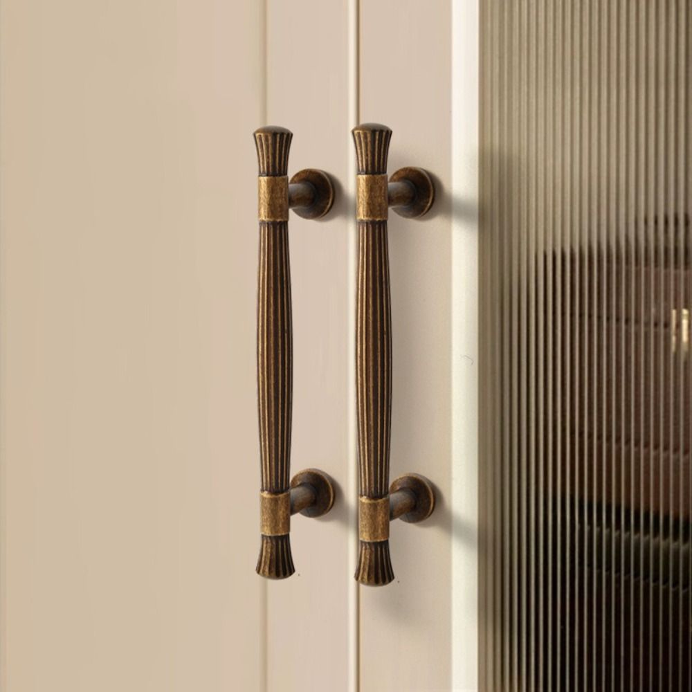 Uchwyty do szafek z materiału  – Furniture Hardware Material recenzja i cena
